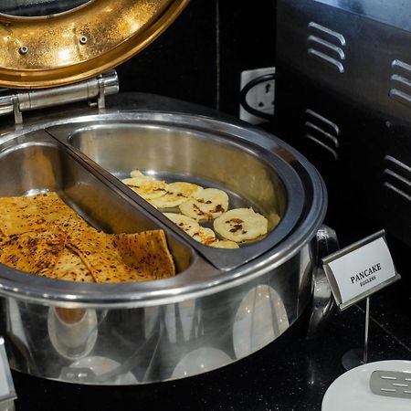 فندق Pearl Courtyard فاراناسي المظهر الخارجي الصورة