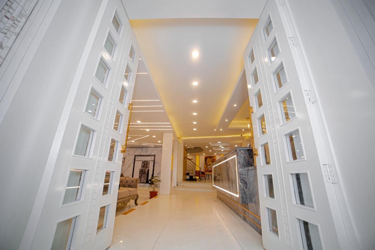 فندق Pearl Courtyard فاراناسي المظهر الخارجي الصورة