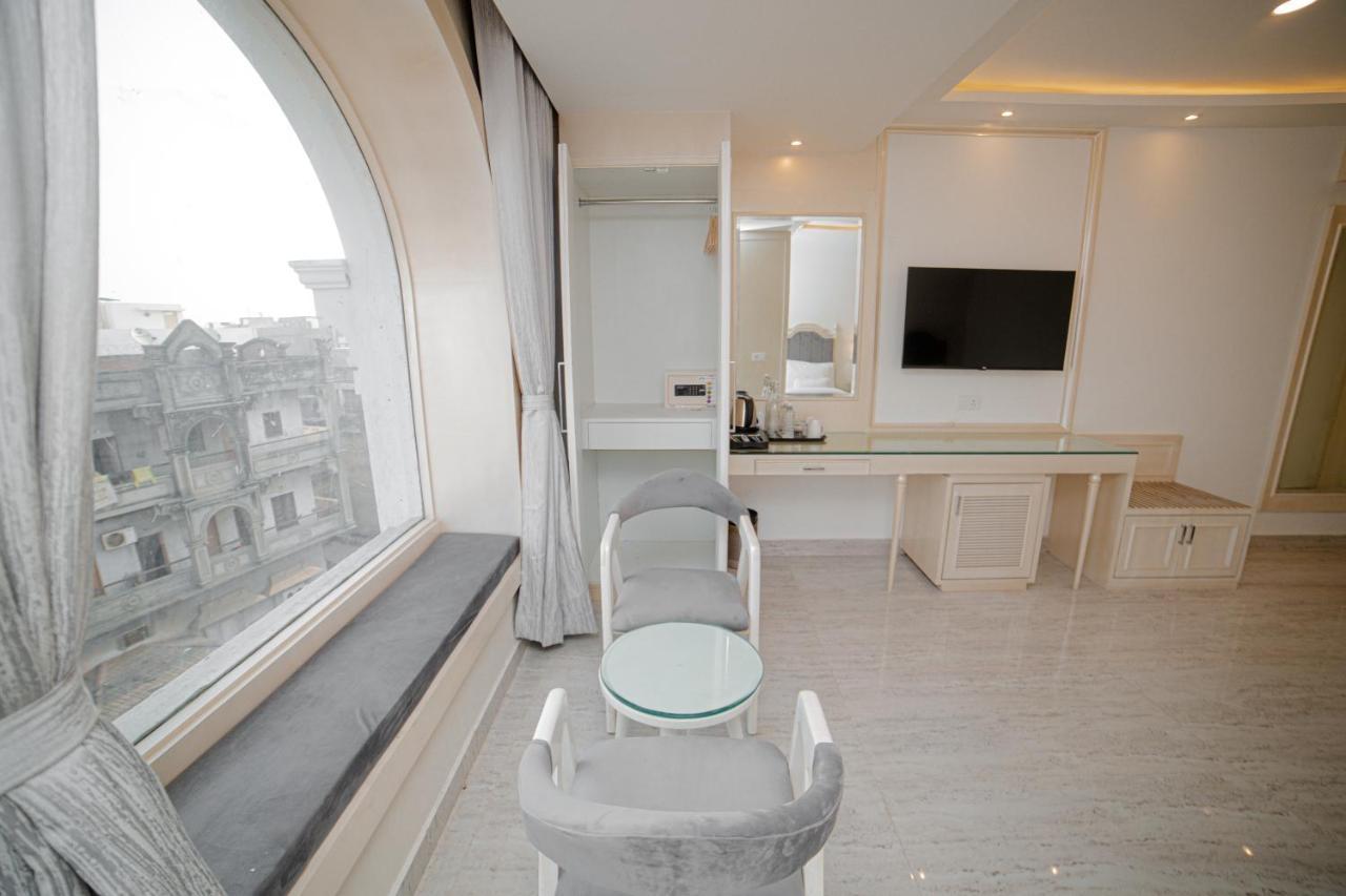 فندق Pearl Courtyard فاراناسي المظهر الخارجي الصورة