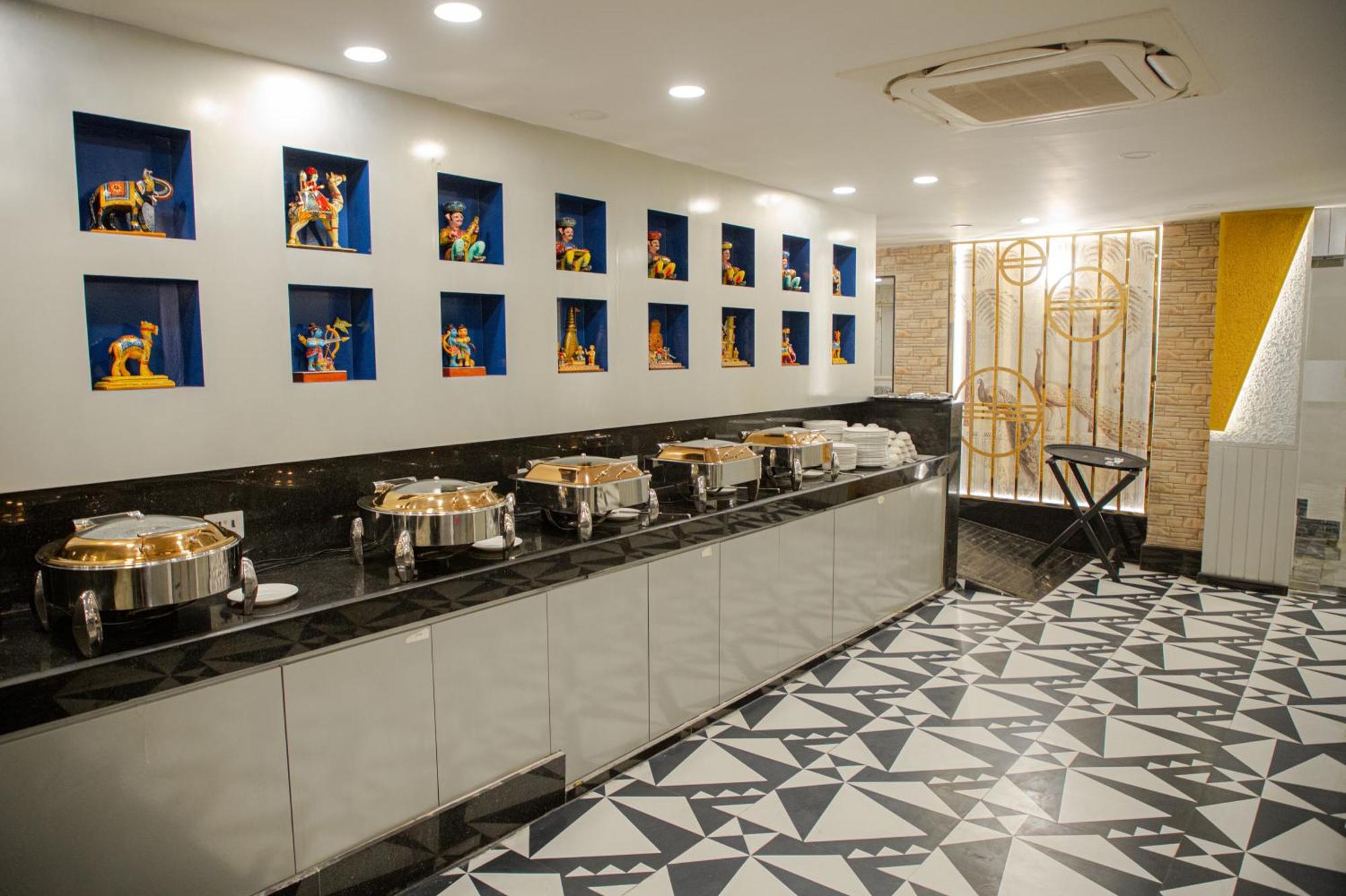 فندق Pearl Courtyard فاراناسي المظهر الخارجي الصورة