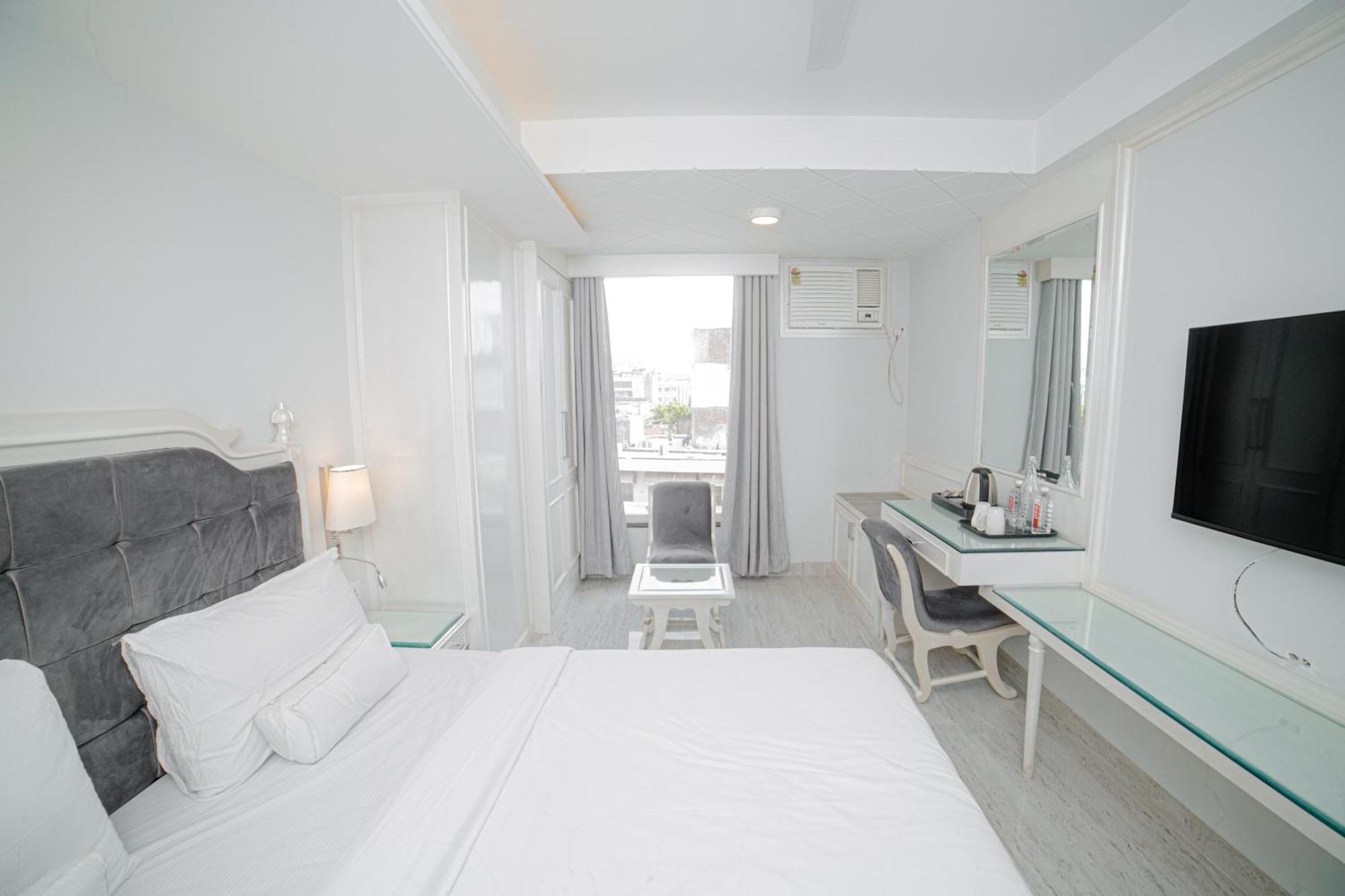 فندق Pearl Courtyard فاراناسي المظهر الخارجي الصورة