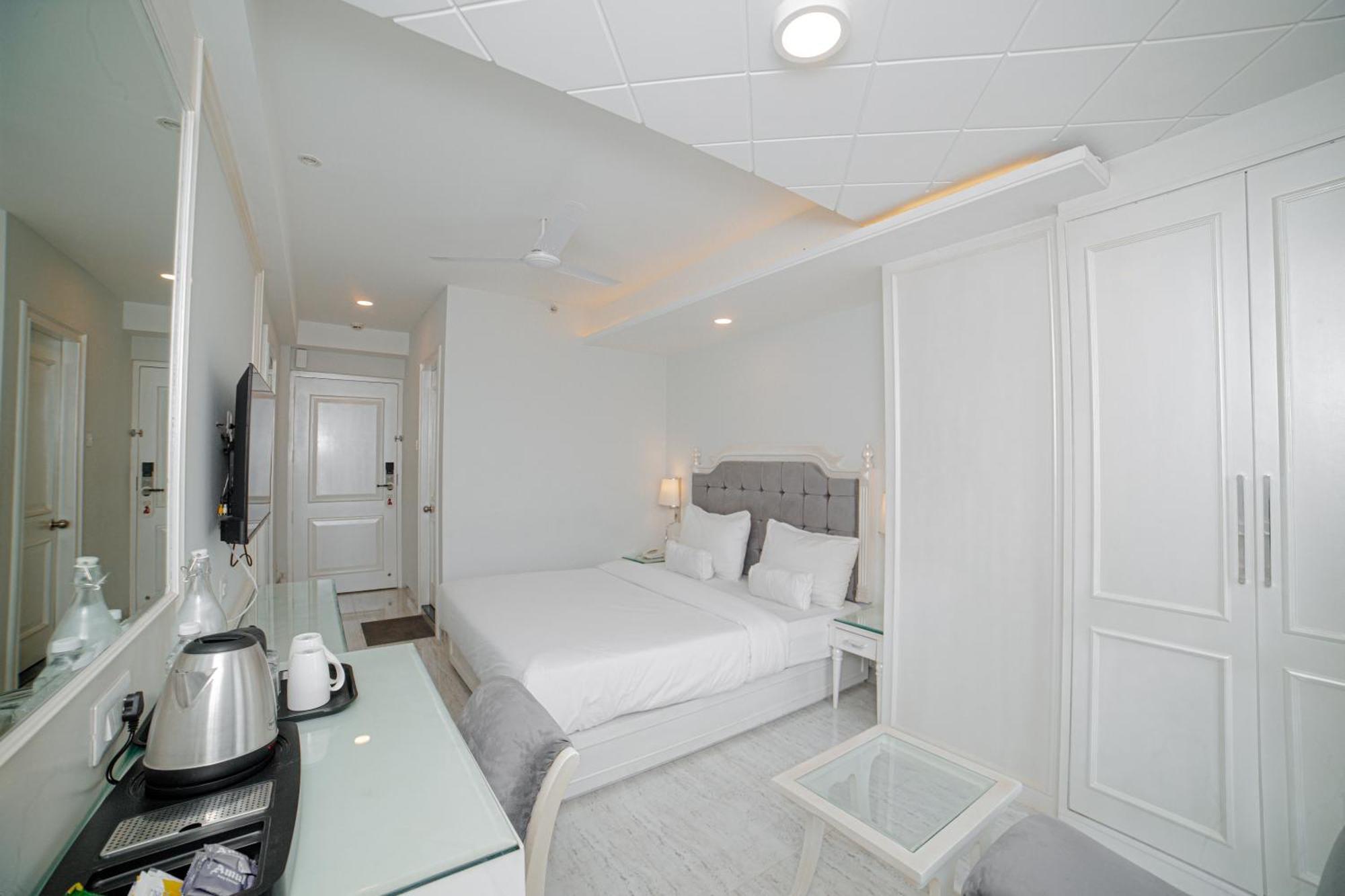 فندق Pearl Courtyard فاراناسي المظهر الخارجي الصورة