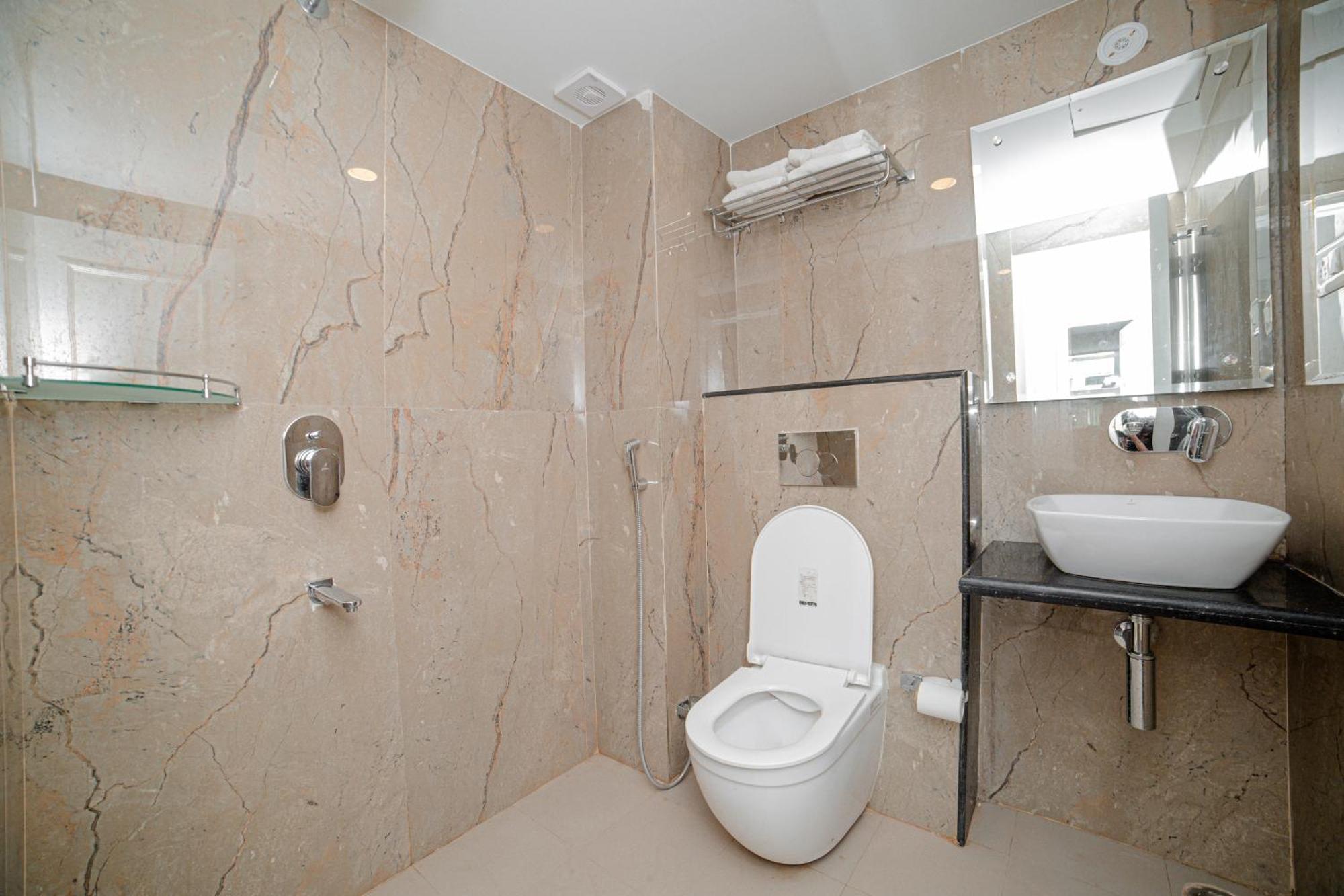 فندق Pearl Courtyard فاراناسي المظهر الخارجي الصورة